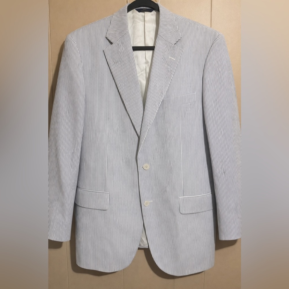 Brooks Brothers White and Blue Pinstripe Sport Coat